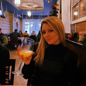 Meet your Posher, Alycia